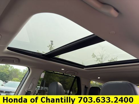 Certified 2024 Honda Pilot Touring image 21