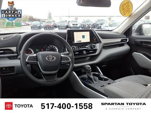 Used 2023 Toyota Highlander L FWD image 12