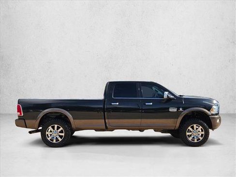 Used 2017 RAM 3500 Laramie Longhorn AWD/4WD image 4