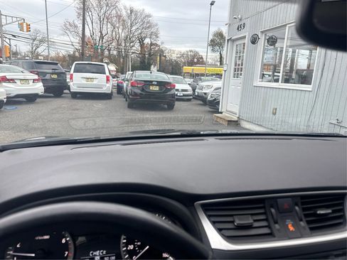 Used 2015 Nissan Sentra SL w/ Navigation Package image 22