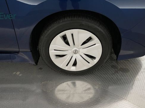 Used 2025 Nissan Leaf S FWD image 17