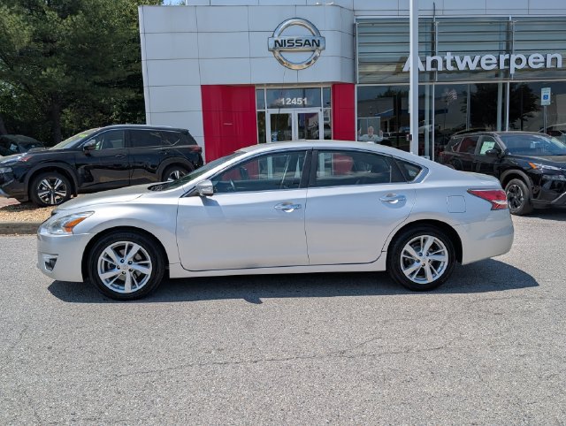 Used 2014 Nissan Altima 2.5 SV w/ Convenience Package FWD image 6