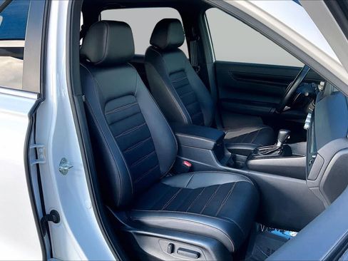 Used 2025 Honda CR-V Sport-L image 8