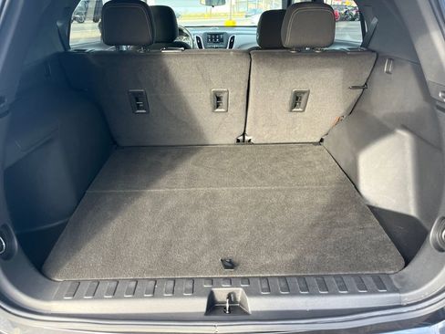 Used 2022 Chevrolet Equinox LS w/ LS Convenience Package image 22