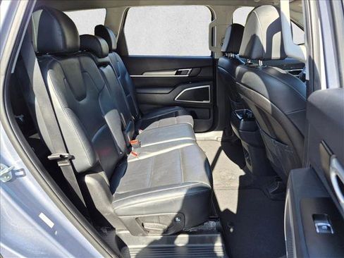 Used 2022 Kia Telluride LX AWD/4WD image 19