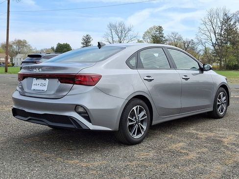 Certified 2023 Kia Forte LXS FWD image 7