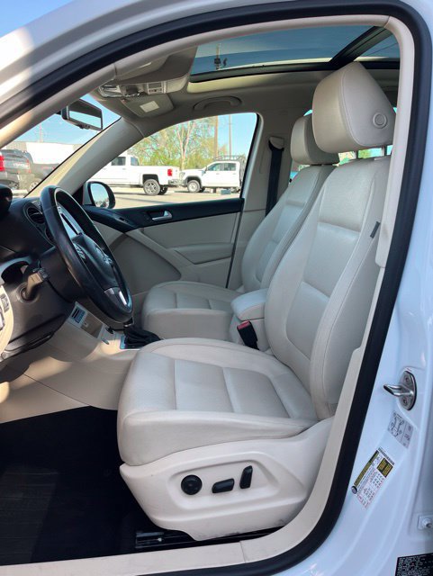Used 2017 Volkswagen Tiguan Wolfsburg Edition FWD image 29