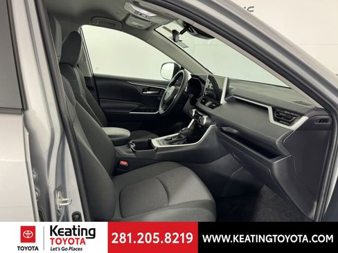 Certified 2025 Toyota RAV4 XLE image 21