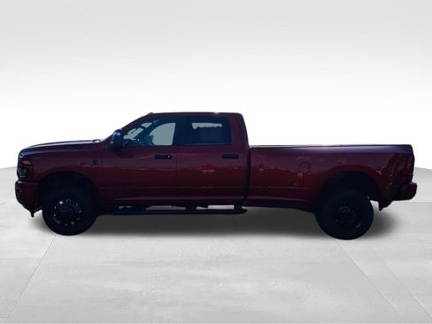 New 2026 RAM 3500 Big Horn AWD/4WD image 5
