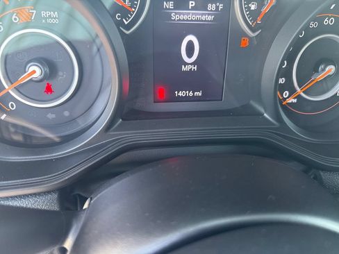 Used 2025 Jeep Wrangler Sport AWD/4WD image 26