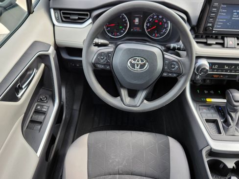 Certified 2021 Toyota RAV4 XLE image 6