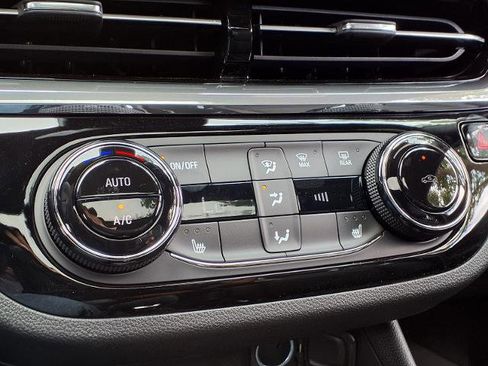 New 2026 Buick Envista Sport Touring w/ Convenience I Package FWD image 8