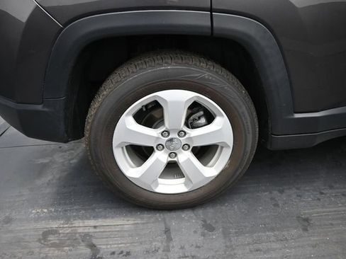 Used 2021 Jeep Compass Latitude w/ Convenience Group FWD image 40