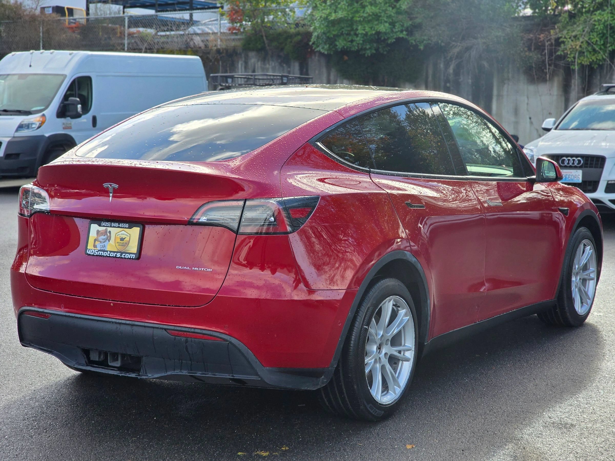 Used 2021 Tesla Model Y Long Range AWD/4WD image 8
