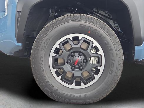 New 2026 Toyota Tacoma TRD Off-Road AWD/4WD image 9
