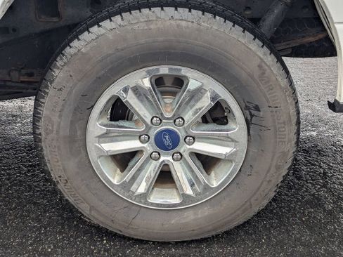Used 2017 Ford F150 XLT w/ Trailer Tow Package AWD/4WD image 14