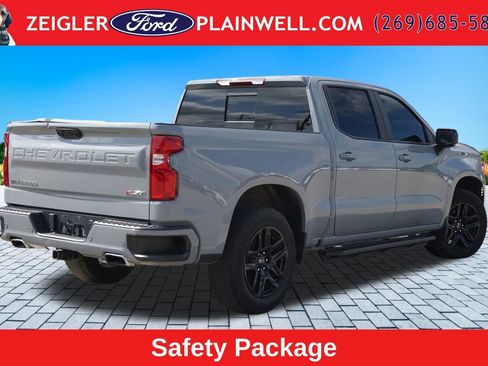 Used 2024 Chevrolet Silverado 1500 RST AWD/4WD image 5
