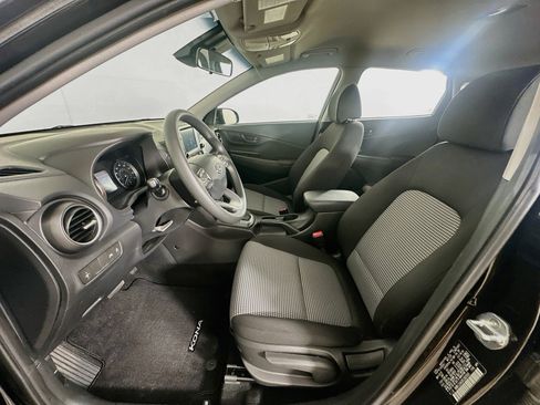 Used 2019 Hyundai Kona SE w/ Cargo Package FWD image 13