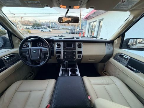 Used 2015 Ford Expedition XLT w/ Equipment Group 201A image 21
