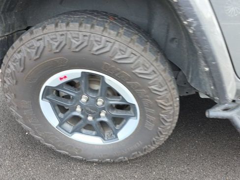 Used 2021 Jeep Wrangler Unlimited Rubicon AWD/4WD image 9