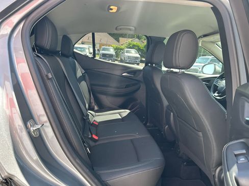 Used 2024 Buick Encore GX Sport Touring image 13