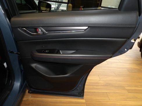 Certified 2022 MAZDA CX-5 Carbon Edition image 16