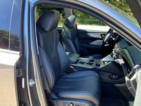 Used 2023 Acura MDX FWD w/ Technology Package image 7