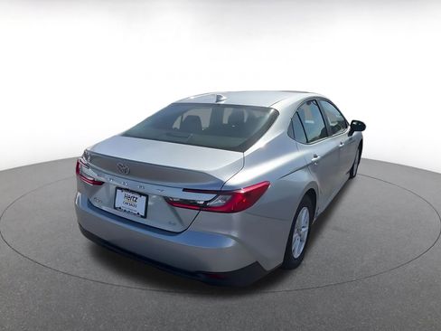 Used 2025 Toyota Camry LE image 14