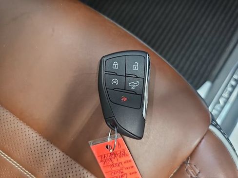 Used 2024 GMC Sierra 3500 Denali Ultimate AWD/4WD image 26