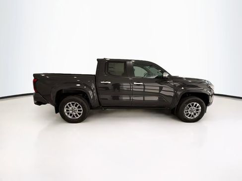 New 2026 Toyota Tacoma Limited AWD/4WD image 7