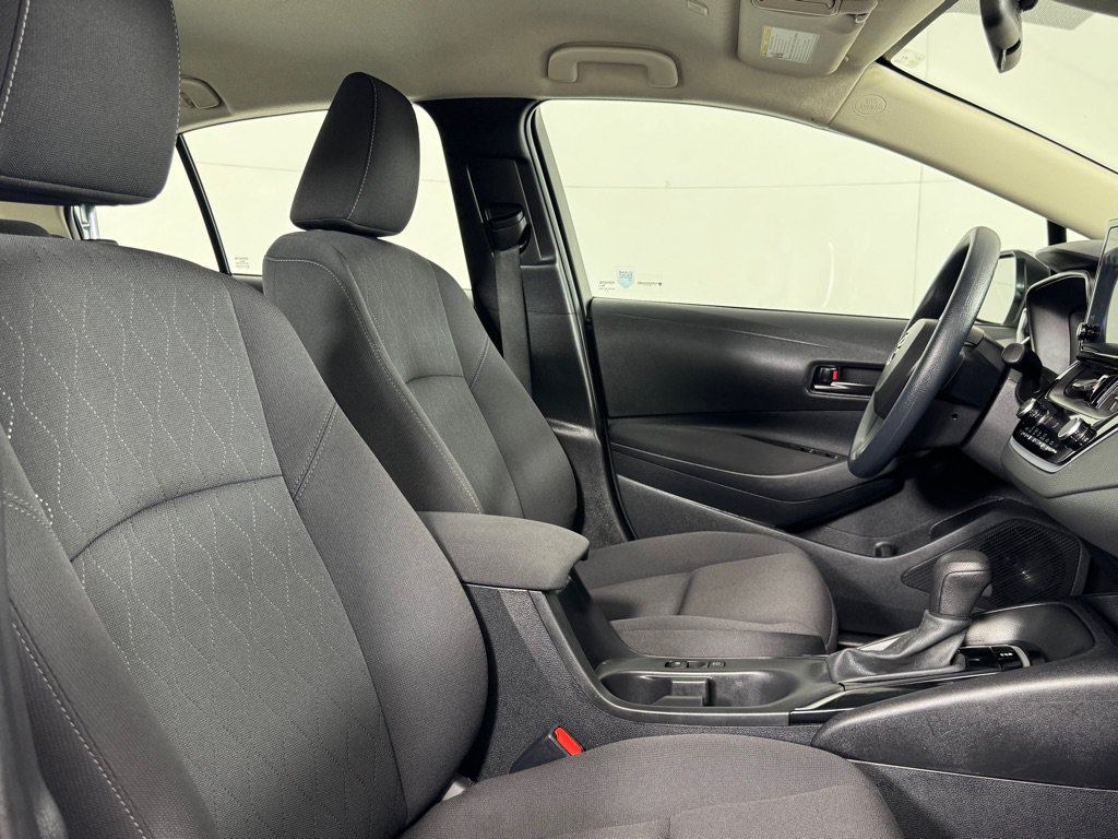 Used 2024 Toyota Corolla LE w/ LE Convenience Package FWD image 24