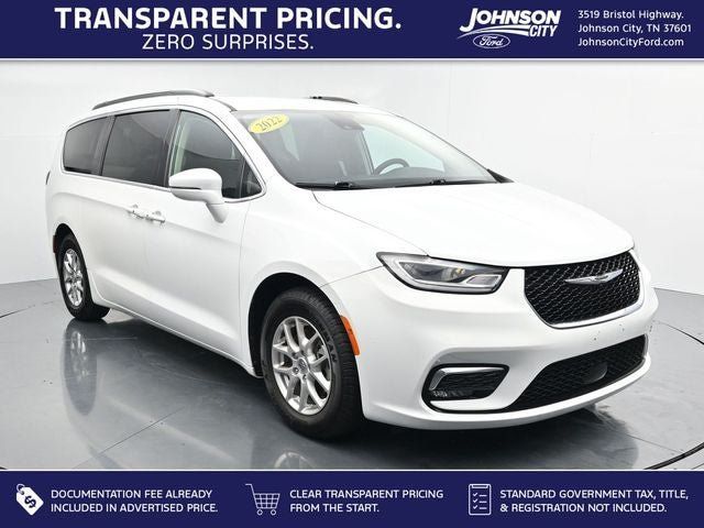 Used 2022 Chrysler Pacifica Touring-L FWD image 1