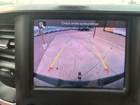 Used 2020 RAM 1500 Big Horn AWD/4WD image 25