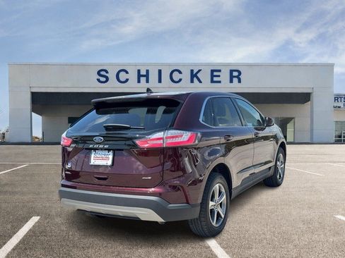 Used 2023 Ford Edge SEL w/ Convenience Package AWD/4WD image 3