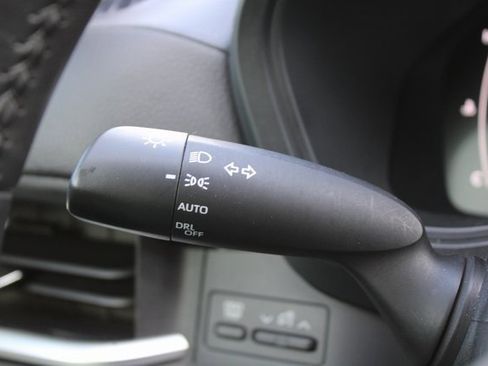 Used 2024 Toyota Grand Highlander XLE image 34