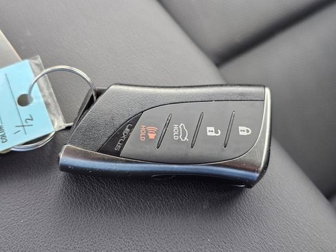 Used 2023 Lexus ES 350 w/ Premium Package image 30