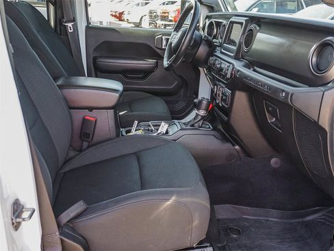 Used 2019 Jeep Wrangler Unlimited Sport S image 12