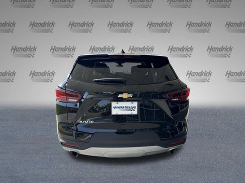 Used 2025 Chevrolet Blazer LT image 8
