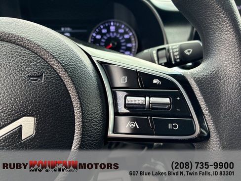 Used 2023 Kia Forte LX FWD image 16