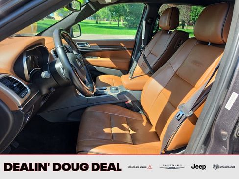 Used 2017 Jeep Grand Cherokee Summit w/ Platinum Series Group AWD/4WD image 10