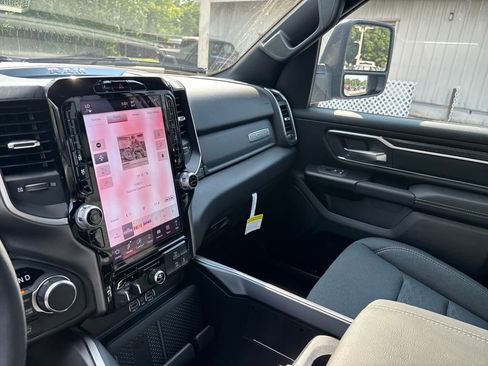 New 2025 RAM 1500 Big Horn image 20