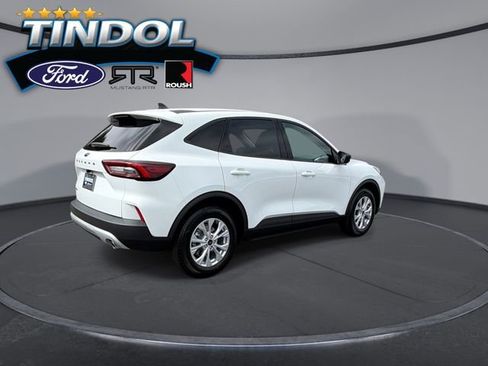 New 2026 Ford Escape Active w/ Cold Weather Package FWD image 9