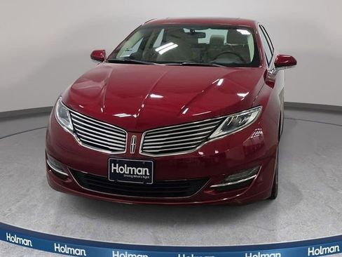 Used 2014 Lincoln MKZ Hybrid FWD image 3