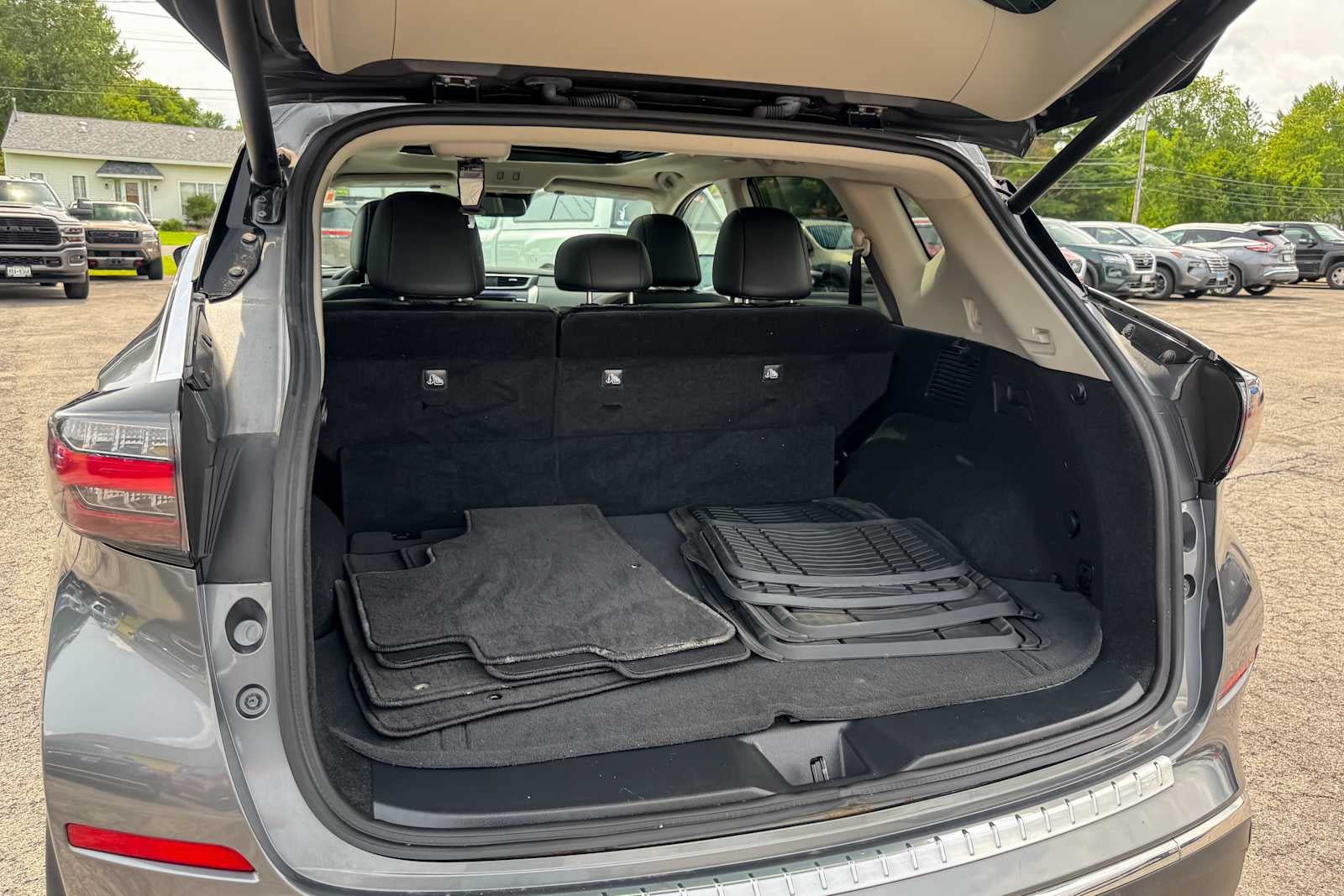 Certified 2022 Nissan Murano SL w/ SL Moonroof Package AWD/4WD image 14