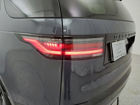 New 2026 Land Rover Discovery Dynamic SE AWD/4WD image 39