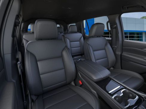 New 2026 Chevrolet Traverse LT w/ Enhanced Driving Package FWD image 16