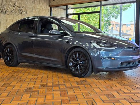 Used 2022 Tesla Model X Plaid AWD/4WD image 8