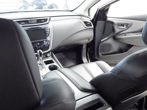 Used 2023 Nissan Murano SV AWD/4WD image 18