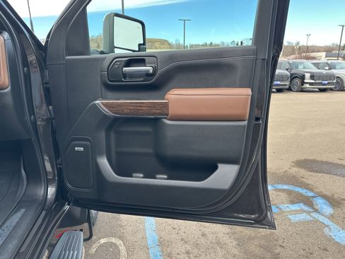 Used 2020 Chevrolet Silverado 3500 High Country w/ Z71 Off-Road Package image 50