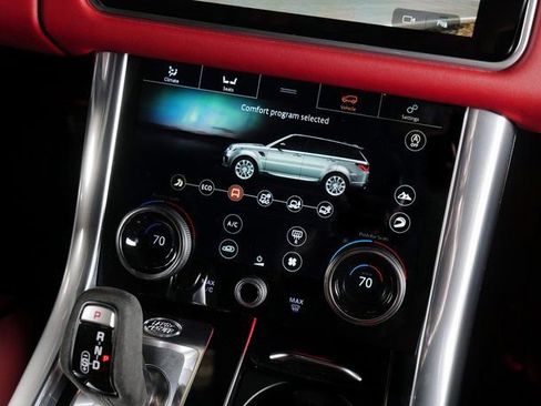 Used 2022 Land Rover Range Rover Sport HST image 15